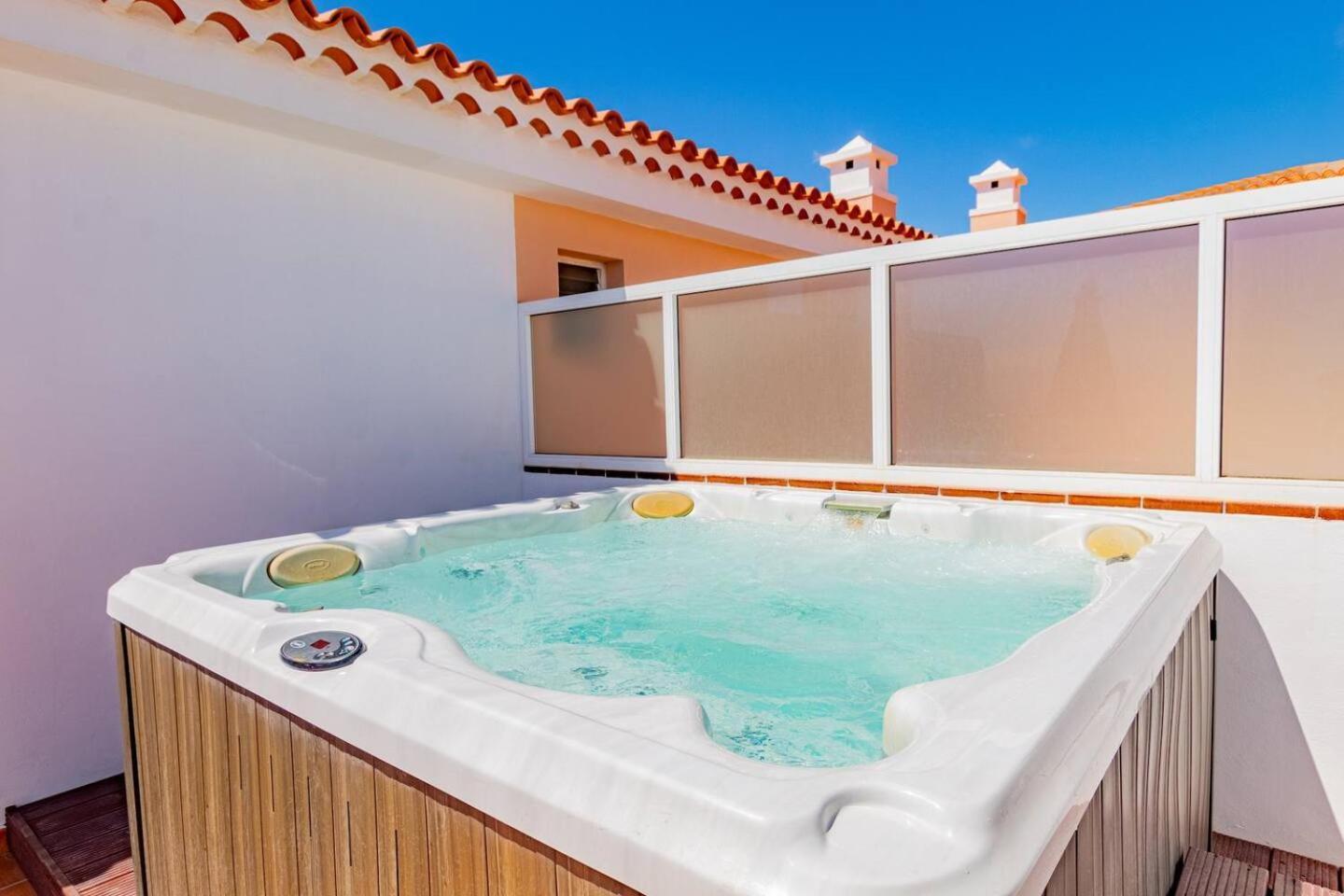 Penthouse Apt With Jacuzzi By Dream Homes Tenerife Puerto de Santiago  Exterior photo