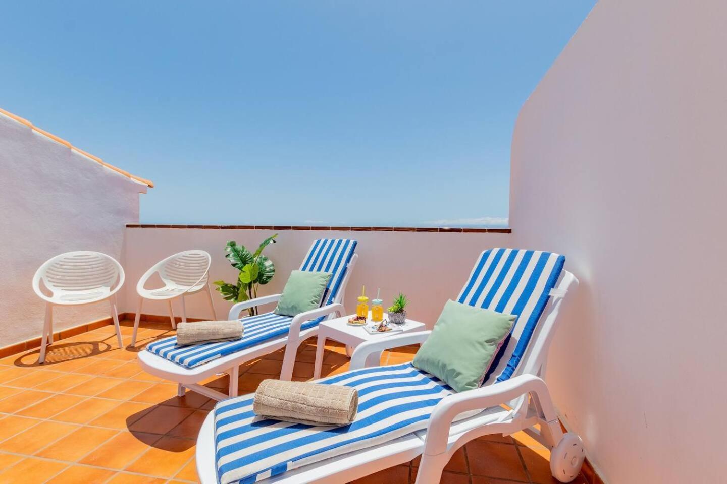 Penthouse Apt With Jacuzzi By Dream Homes Tenerife Puerto de Santiago  Exterior photo